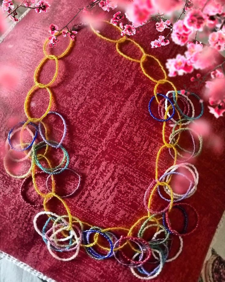 Collana con pendenti ad&nbsp;anello