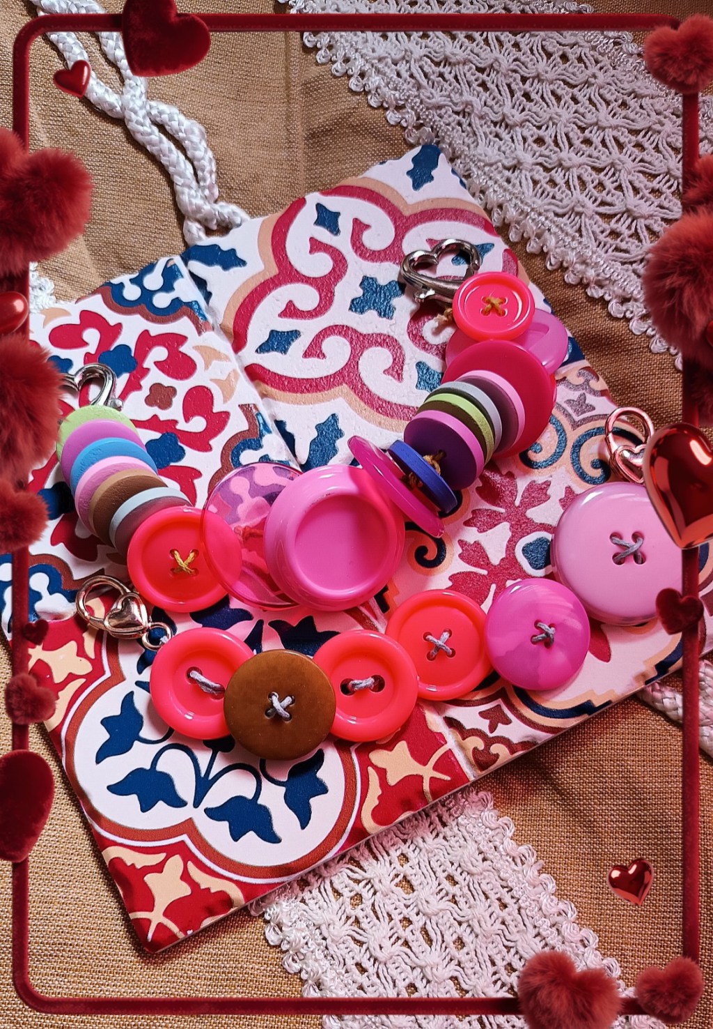 Bracciali con bottoni